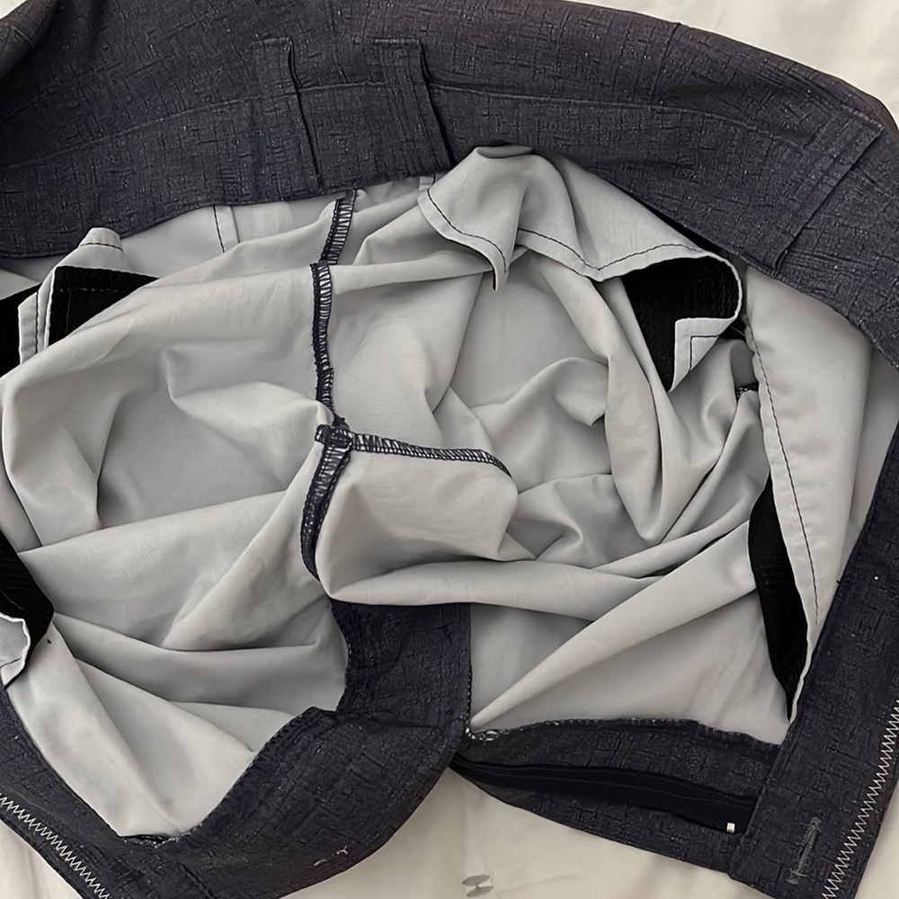 Travis Matthew Hybrid Shorts - image 6